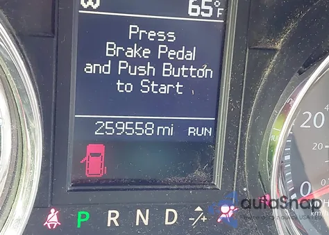 2015 Chrysler Town & Country Touring из США, поврежденный, VIN 2C4RC1BG7FR755174